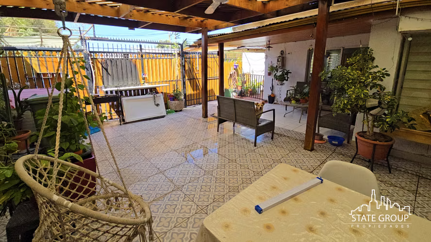 VENTA CASA EN PASAJE 4 DORMITORIOS 2 BAÑOS 252 M2  RENCA
