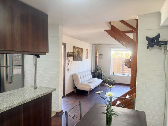 VENDO CASA 3D 2B MODERNA Y ACOGEDORA BUEN BARRIO