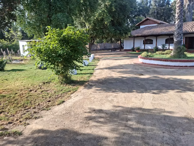 HERMOSA PARCELA, TALAGANTE CON  AMPLIA  CASA