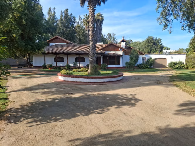 HERMOSA PARCELA, TALAGANTE CON  AMPLIA  CASA