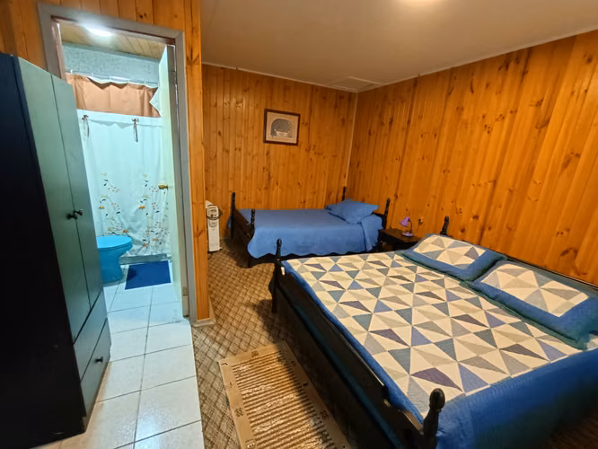 VENTA LOCAL CONJUNTO HOTELERO 27HAB 23BA CHONCHI