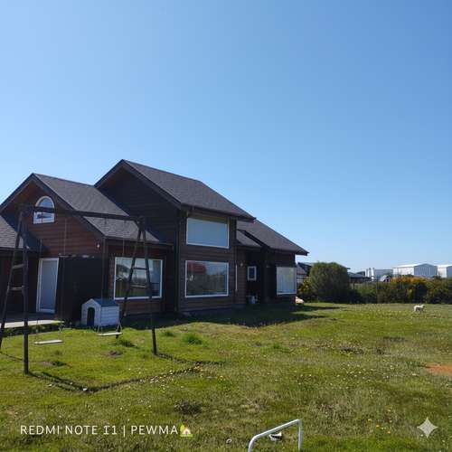 EXCLUSIVA CASA EN LOS GRANEROS DE PUERTO VARAS