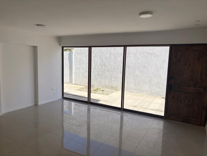 OPORTUNIDAD INVERSIONISTAS! SE VENDE LOCAL COMERCIAL - Imagen 11