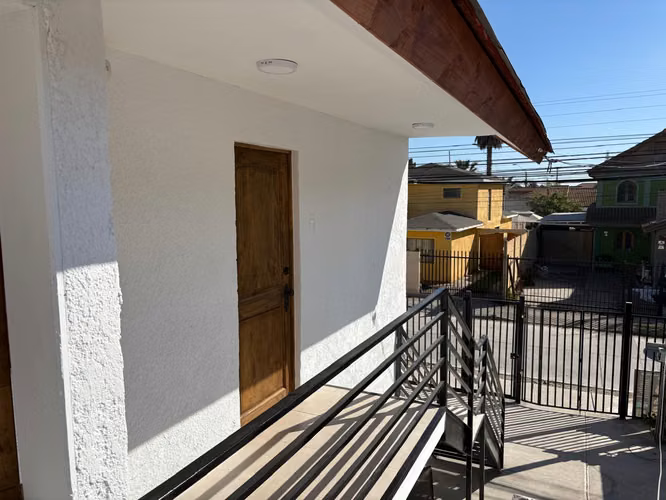 AMPLIO LOCAL COMERCIAL EN VENTA SECTOR DE PEÑUELAS