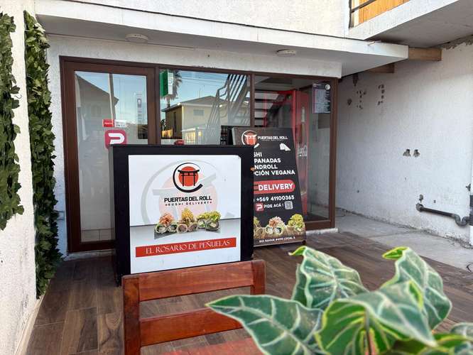 AMPLIO LOCAL COMERCIAL EN VENTA SECTOR DE PEÑUELAS - Imagen 9