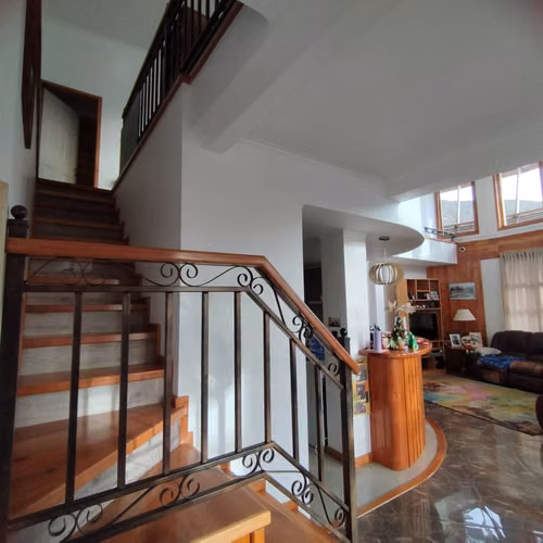EXCLUSIVA CASA EN CONDOMINIO LA SERENA