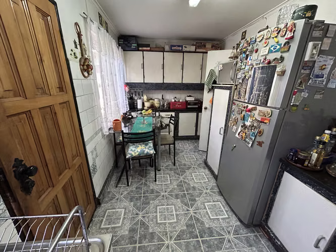 OPORTUNIDAD 2 CASAS CON AMPLIO TERRENO, LA FLORIDA