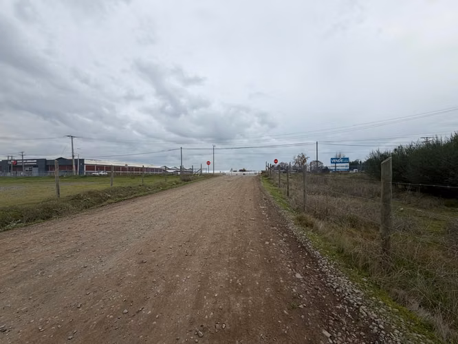 SE VENDE TERRENO URBANO  ACCESO NORTE CHILLÁN