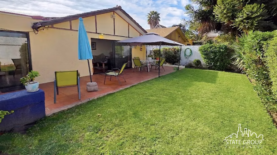 VENTA CASA PEÑELOLEN LA ARBOLEDA CONDOMINIO 4 DORM