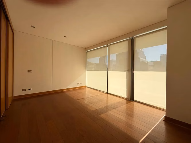 HERMOSO DEPARTAMENTO EN ARRIENDO DE 3 DOR 3BA 2ES 1BO
