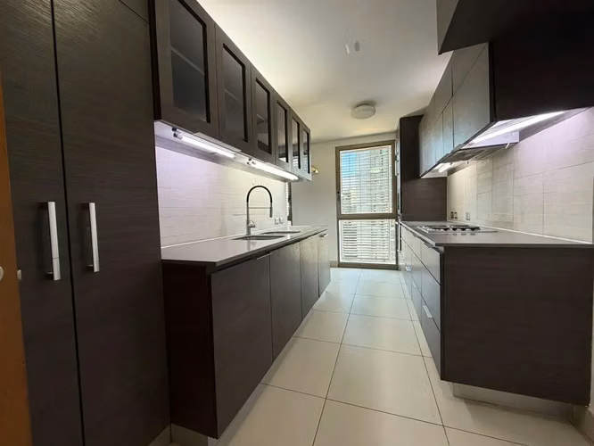 HERMOSO DEPARTAMENTO EN ARRIENDO DE 3 DOR 3BA 2ES 1BO