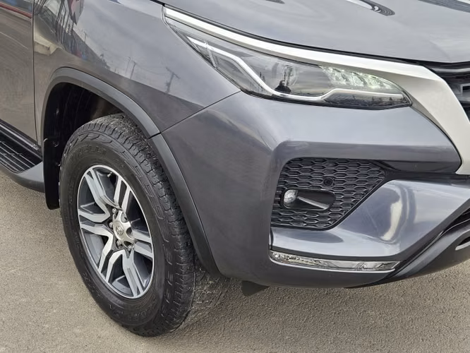 Toyota Fortuner 2.7 Aut 2021