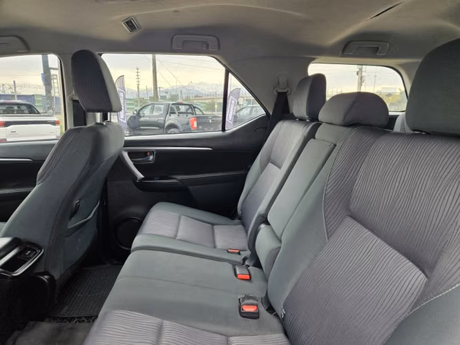 Toyota Fortuner 2.7 Aut 2021