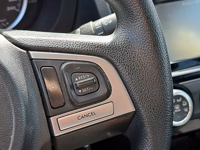 SUBARU FORESTER 2016