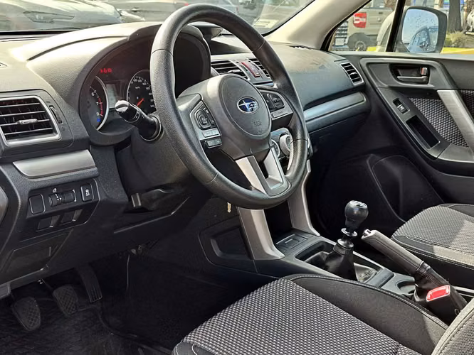 SUBARU FORESTER 2016
