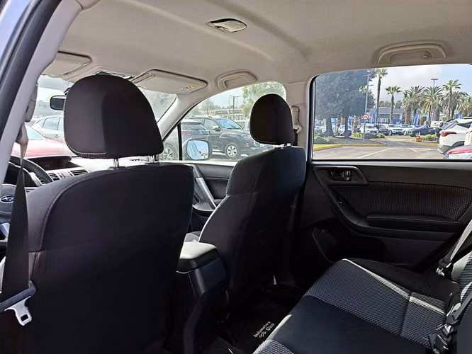 SUBARU FORESTER 2016