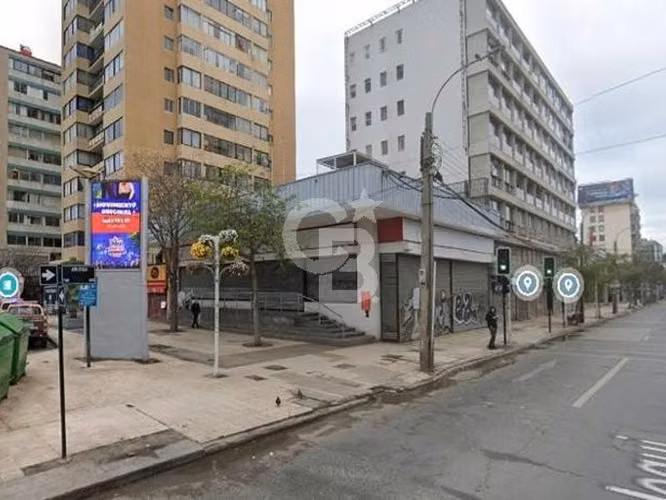 Local esquina en centro de Viña