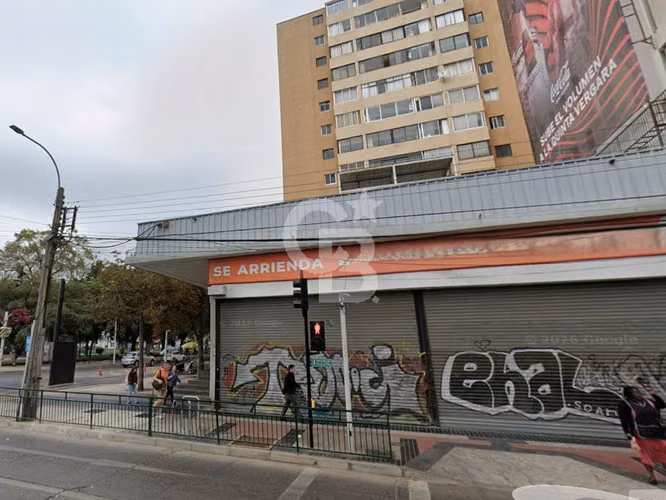 Local esquina en centro de Viña