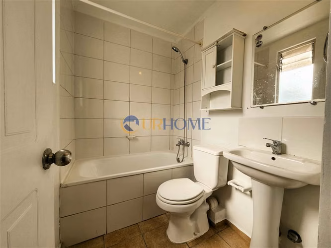 Casa en venta de 3 dorm. 3 baños y estacionamiento ENEA