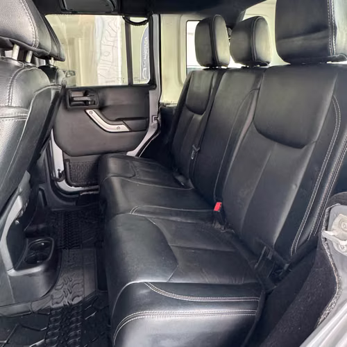 Jeep Wrangler Unlimited Sahara 4x4 3.6 AT 2017 - $24.000.000