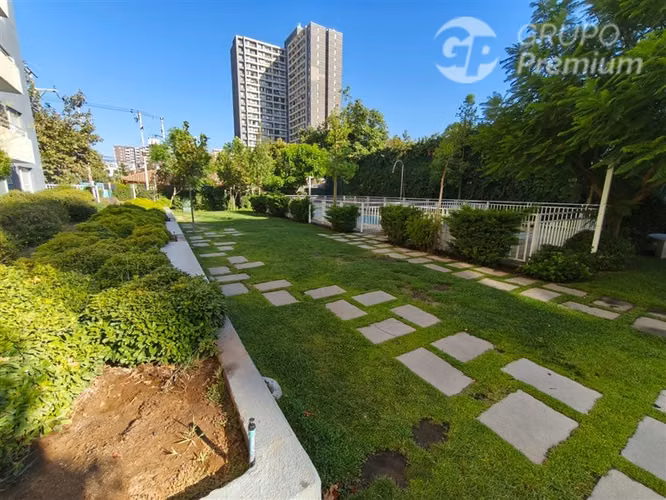 Departamento en arriendo de 3 dorm. en San Miguel
