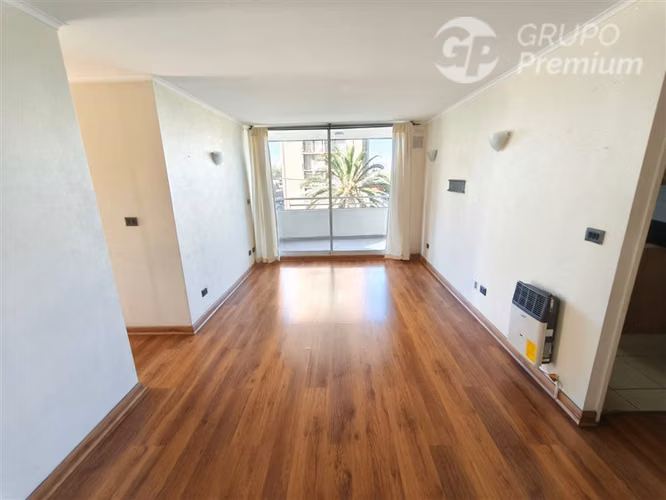 Departamento en arriendo de 3 dorm. en San Miguel