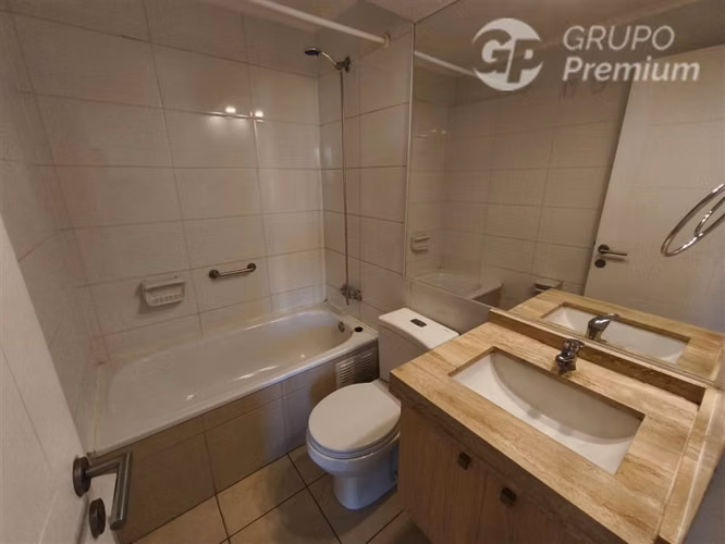 Departamento en arriendo de 3 dorm. en San Miguel
