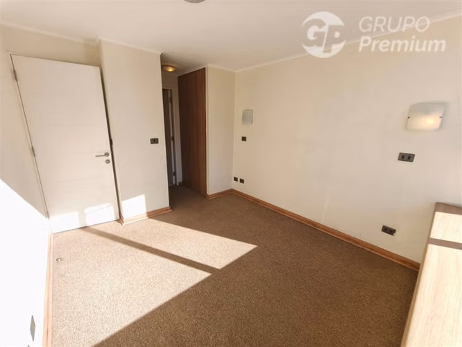 Departamento en arriendo de 3 dorm. en San Miguel