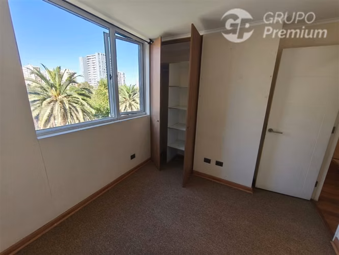 Departamento en arriendo de 3 dorm. en San Miguel
