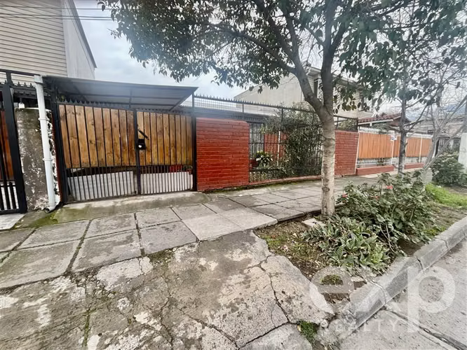 Casa en venta La Florida,162 mts2 de terreno.