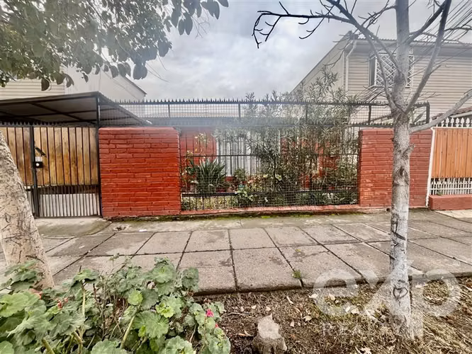 Casa en venta La Florida,162 mts2 de terreno.