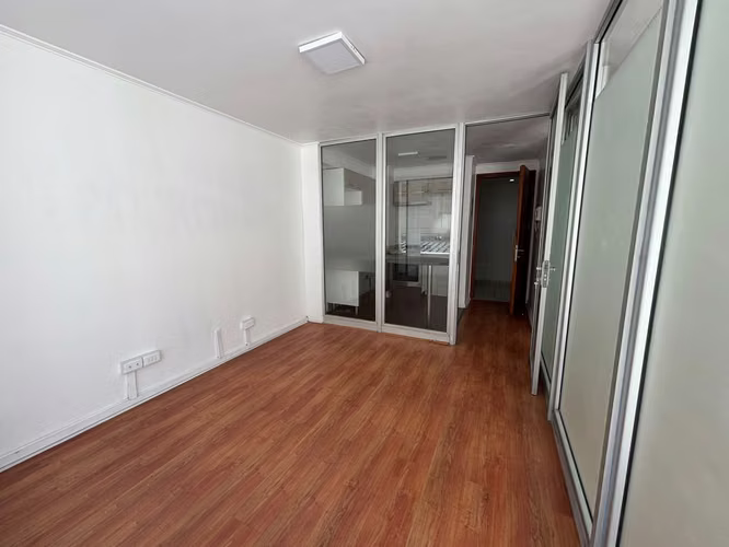 Oficina 2 privados en arriendo, Viña Centro