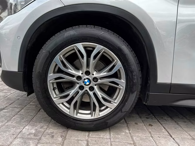 BMW X1 SDRIVE18D DYNAMIC - 2021 | 410