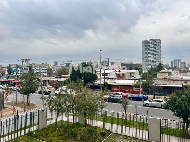 SE ARRIENDA STUDIO AMOBLADO CERCANO A (M) VICUÑA MACKENNA