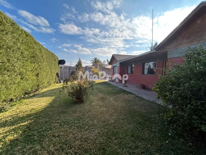 SE ARRIENDA PARCELA 3D3B EN COLINA CON PISCINA - Imagen 3