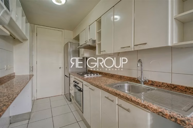 Departamento en venta de 2 dorm. en Lo Barnechea