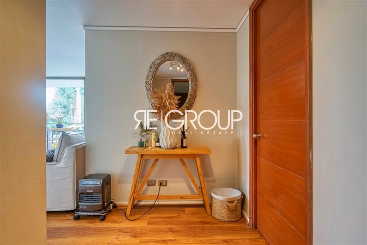 Departamento en venta de 2 dorm. en Lo Barnechea