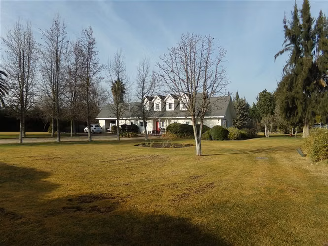Casa en venta de 4 dorm. en Talagante