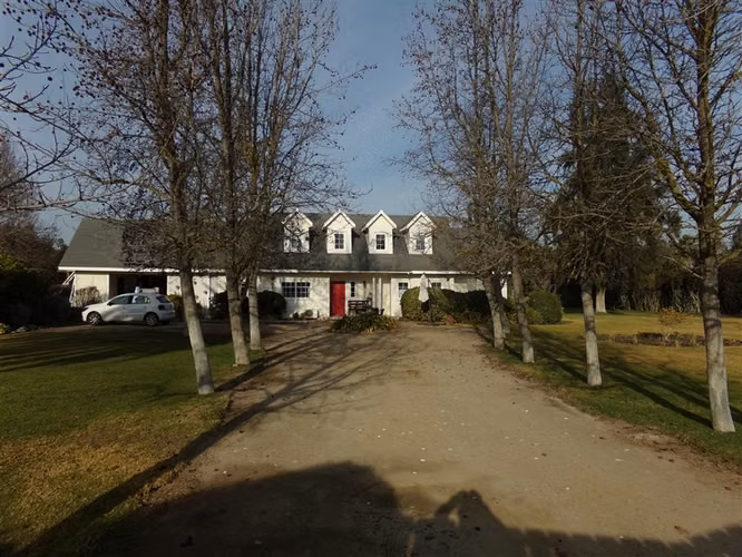 Casa en venta de 4 dorm. en Talagante