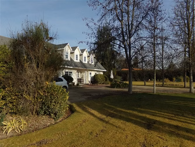 Casa en venta de 4 dorm. en Talagante