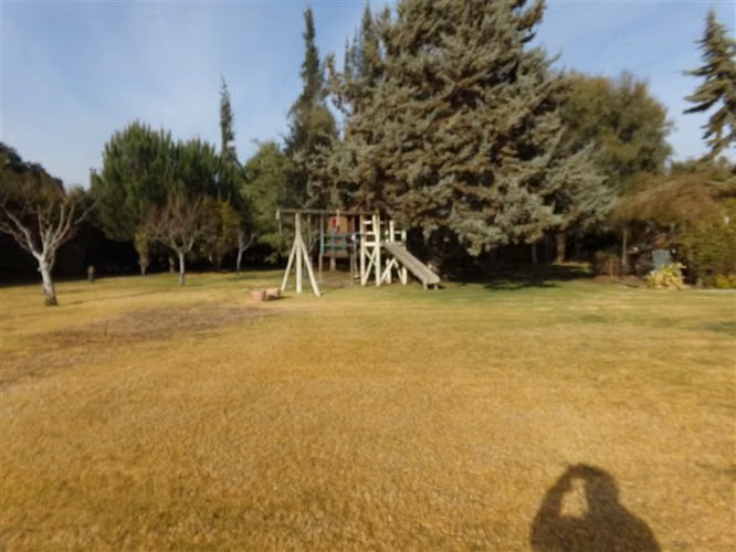 Casa en venta de 4 dorm. en Talagante