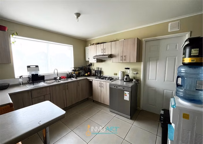 Casa en arriendo de 3 dorm. Villa Los Avellanos, Temuco