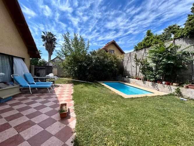 VENTA CASA de 4dorm 2baños- Jardines de la Viña La Florida