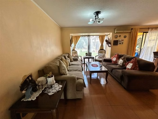 VENTA CASA de 4dorm 2baños- Jardines de la Viña La Florida