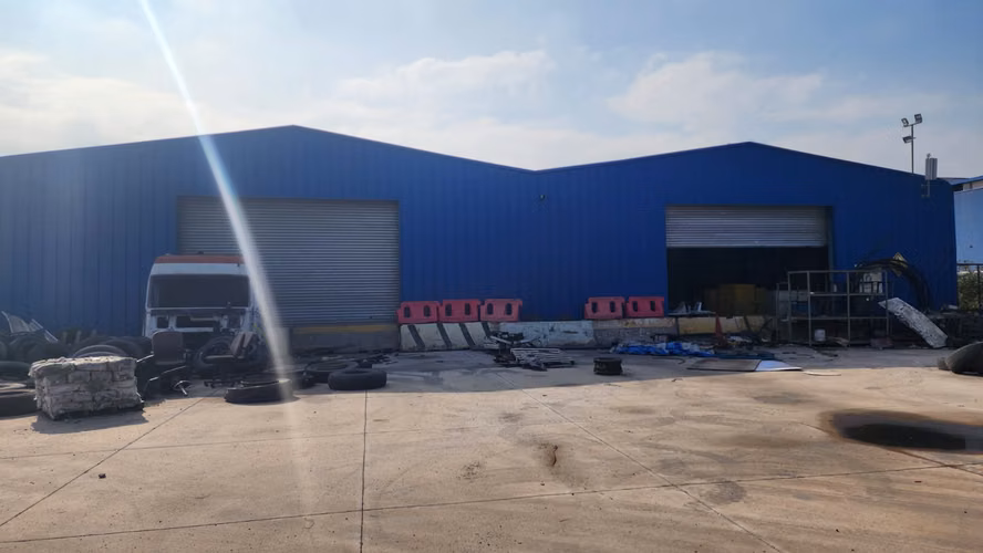 Vende Galpones en muy buen estado