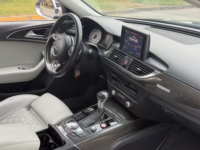 2015 Audi S6 4.0 TFSI - Imagen 18