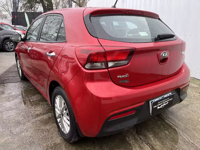 KIA RIO5 EX FULL 1.6 CC 6 MT AÑO 2021