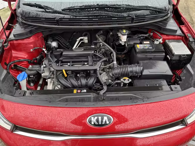 KIA RIO5 EX FULL 1.6 CC 6 MT AÑO 2021
