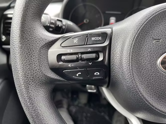 KIA RIO5 EX FULL 1.6 CC 6 MT AÑO 2021