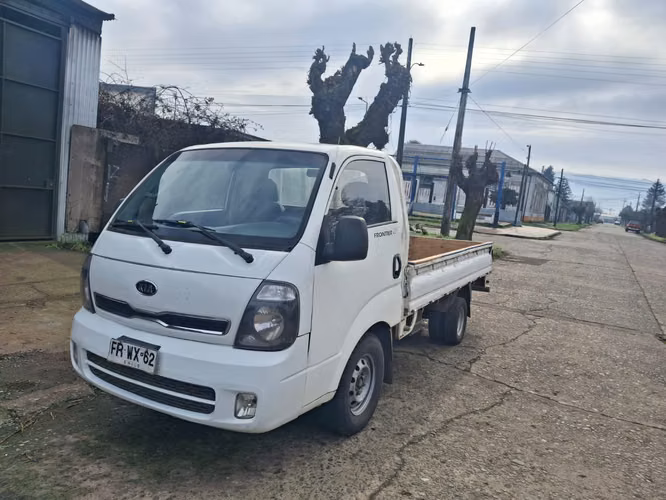 VENDO KIA FRONTIER 2.5